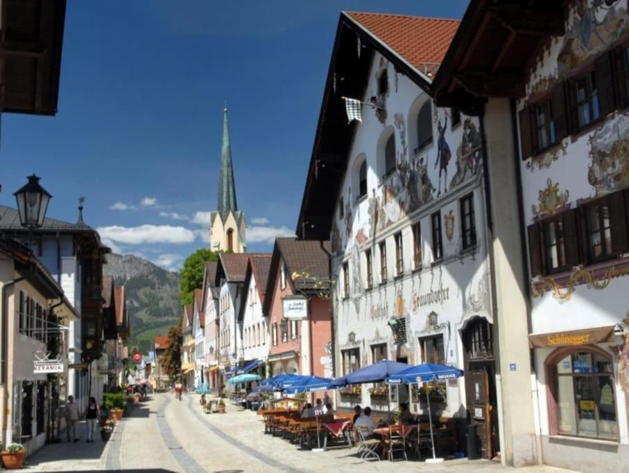 Zentral, Ruhig&stilvoll Mit Bergpanorama+ Garten Garmisch-Partenkirchen