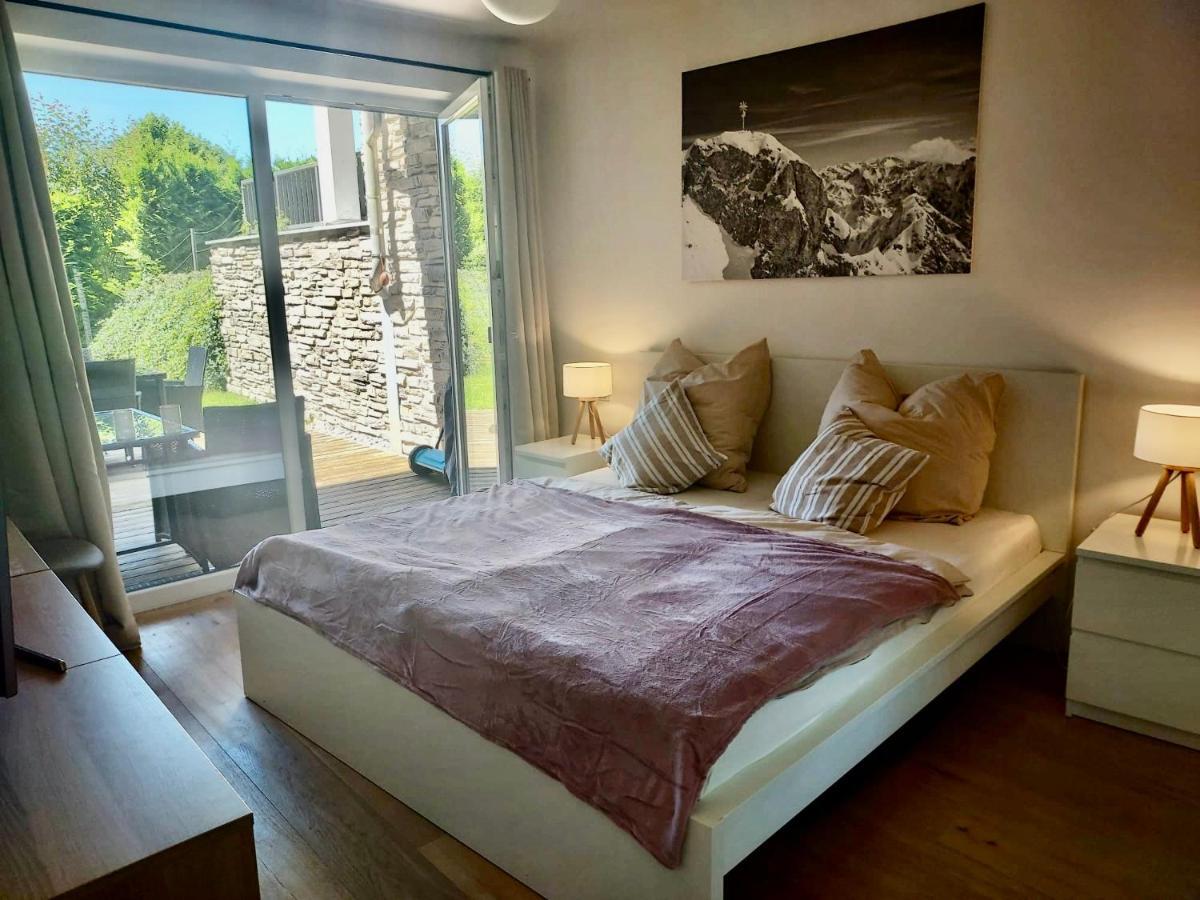 Zentral, Ruhig&stilvoll Mit Bergpanorama+ Garten Apartment